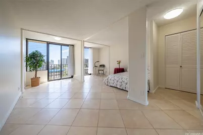 1561 Pensacola Street #704, Honolulu, HI 96822 - Photo 2