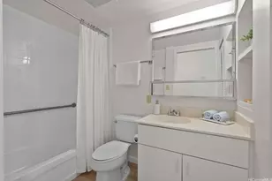 3009 Ala Makahala Pl, Honolulu, HI 96818 - Photo 6