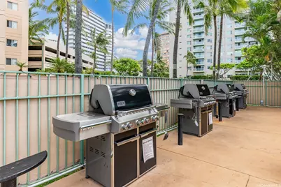 3009 Ala Makahala Place #706, Honolulu, HI 96818 - Photo 14