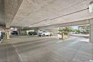 3009 Ala Makahala Pl, Honolulu, HI 96818 - Photo 10