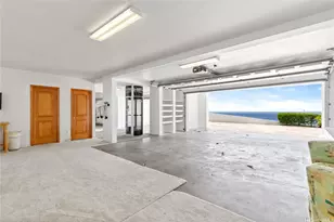 399 Puuikena Dr, Honolulu, HI 96821 - Photo 22