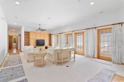 399 Puuikena Drive, Honolulu, HI 96821 - Photo 4