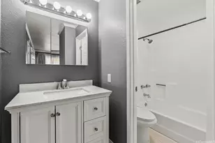 94-1068 Kaukahi Pl, Waipahu, HI 96797 - Photo 12