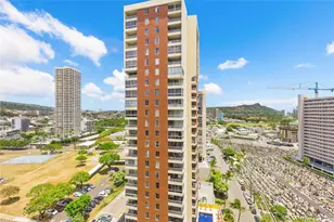 2724 Kahoaloha Ln, Honolulu, HI 96826 - Photo 18