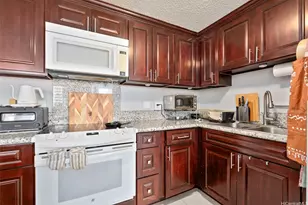 2222 Citron St, Honolulu, HI 96826 - Photo 10