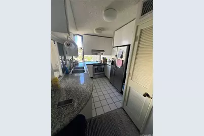 1212 Nuuanu Avenue #2706, Honolulu, HI 96817 - Photo 4