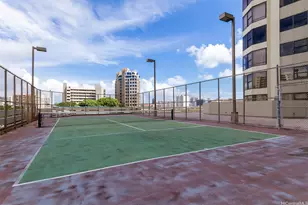 1221 Victoria St, Honolulu, HI 96814 - Photo 16