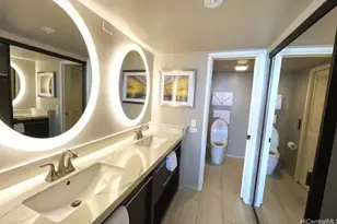 2470 Kalakaua Ave, Honolulu, HI 96815 - Photo 6