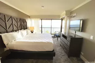 2470 Kalakaua Ave, Honolulu, HI 96815 - Photo 4