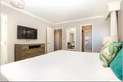 2470 Kalakaua Avenue #1604, Honolulu, HI 96815 - Photo 10