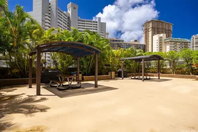 411 Hobron Lane #3702, Honolulu, HI 96815 - Photo 16