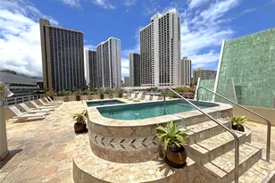 2500 Kalakaua Ave, Honolulu, HI 96815 - Photo 10