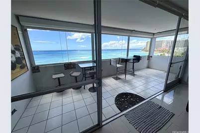 2500 Kalakaua Avenue #1002, Honolulu, HI 96815 - Photo 6