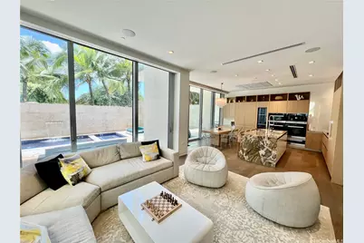 1118 Ala Moana Boulevard #2, Honolulu, HI 96814 - Photo 2
