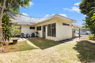 678 Kihapai St, Kailua, HI 96734 - Photo 2