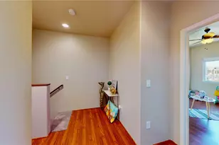 422 Kunehi St, Kapolei, HI 96707 - Photo 10