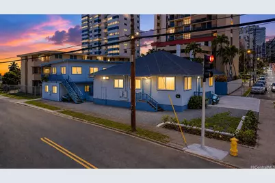 1223 Wilder Avenue, Honolulu, HI 96822 - Photo 2