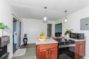 98-919 Noelani St, Pearl City, HI 96782 - Photo 8