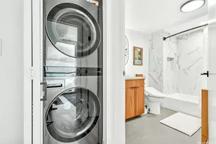 909 Kapiolani Blvd, Honolulu, HI 96814 - Photo 18