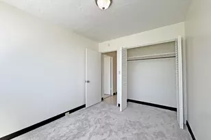 1055 Kalo Pl, Honolulu, HI 96826 - Photo 6