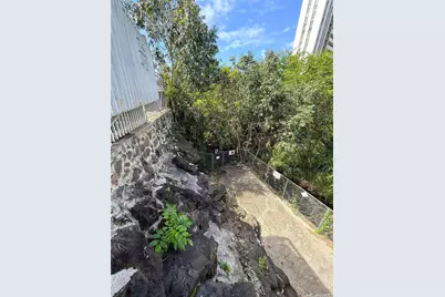 1424 Gulick Avenue, Honolulu, HI 96819 - Photo 16