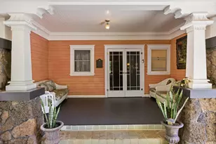 2001 Vancouver Dr, Honolulu, HI 96822 - Photo 4
