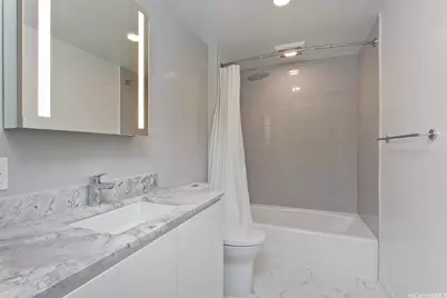 987 Queen Street #2516, Honolulu, HI 96814 - Photo 8