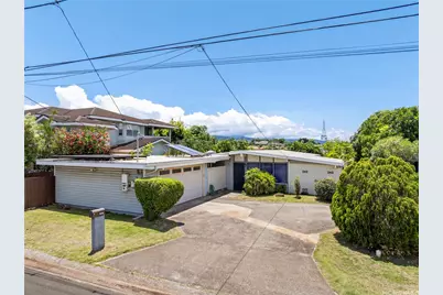 1567 Hoolaulea Street, Pearl City, HI 96782 - Photo 2