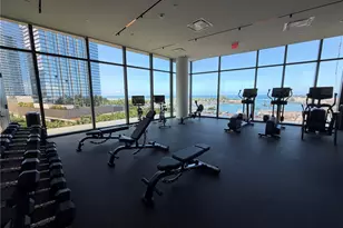 333 Ward Ave, Honolulu, HI 96814 - Photo 16