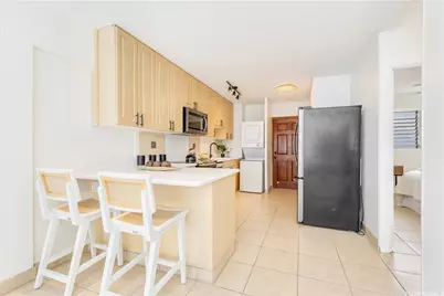 222 Kaiulani Avenue #PH3, Honolulu, HI 96815 - Photo 6