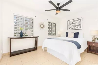 222 Kaiulani Avenue #PH3, Honolulu, HI 96815 - Photo 10
