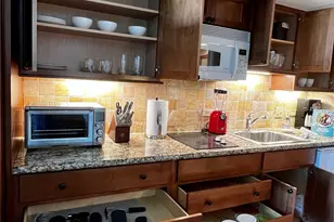 2045 Kalakaua Ave, Honolulu, HI 96815 - Photo 6