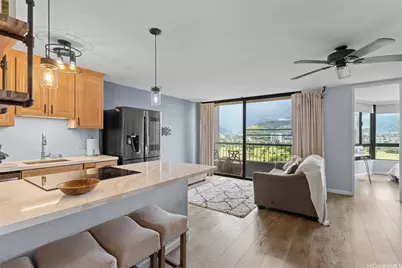 320 Liliuokalani Avenue #1605, Honolulu, HI 96815 - Photo 1