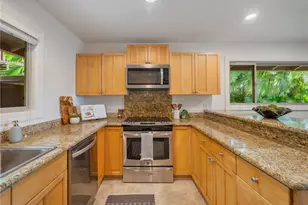 995 Akipohe Pl, Kailua, HI 96734 - Photo 8