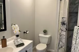 2121 Algaroba St, Honolulu, HI 96826 - Photo 6