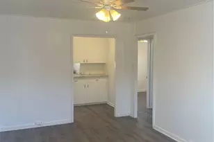 927 Hausten St, Honolulu, HI 96826 - Photo 2