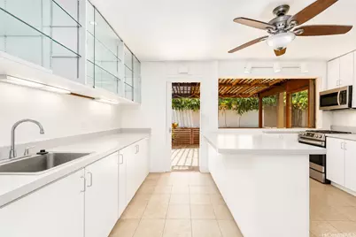653 Ulumaika Street, Honolulu, HI 96816 - Photo 4