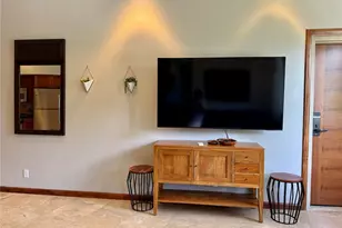 2045 Kalakaua Ave, Honolulu, HI 96815 - Photo 6