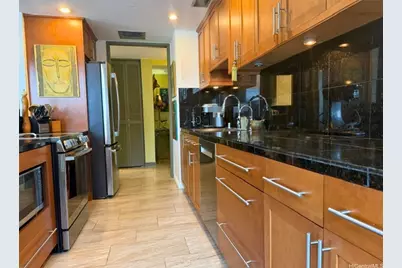 700 Richards Street #706, Honolulu, HI 96813 - Photo 2