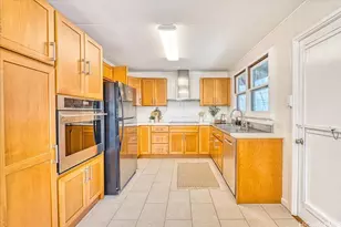 928 Makamua Pl, Pearl City, HI 96782 - Photo 12