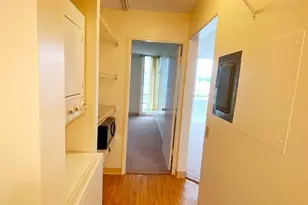 796 Isenberg St, Honolulu, HI 96826 - Photo 16