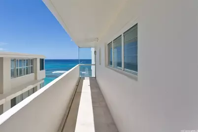3065 Kalakaua Avenue #8, Honolulu, HI 96815 - Photo 2