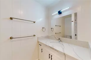2128 Gertz Ln, Honolulu, HI 96819 - Photo 10
