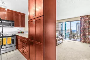 2140 Kuhio Ave, Honolulu, HI 96815 - Photo 8