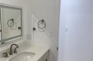 1582 Kamohoalii St, Honolulu, HI 96819 - Photo 4