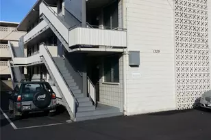 1329 Kaihee St, Honolulu, HI 96822 - Photo 1