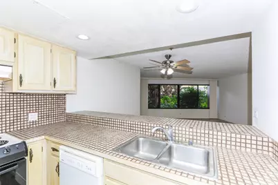 555 Hahaione Street #B100, Honolulu, HI 96825 - Photo 10