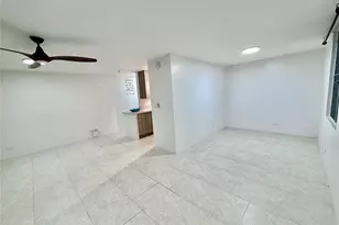 2233 Ala Wai Blvd, Honolulu, HI 96815 - Photo 8
