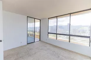 2121 Ala Wai Blvd, Honolulu, HI 96815 - Photo 12
