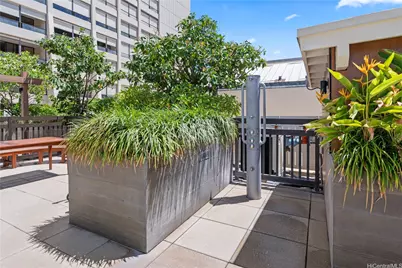1717 Mott Smith Drive, Honolulu, HI 96822 - Photo 20